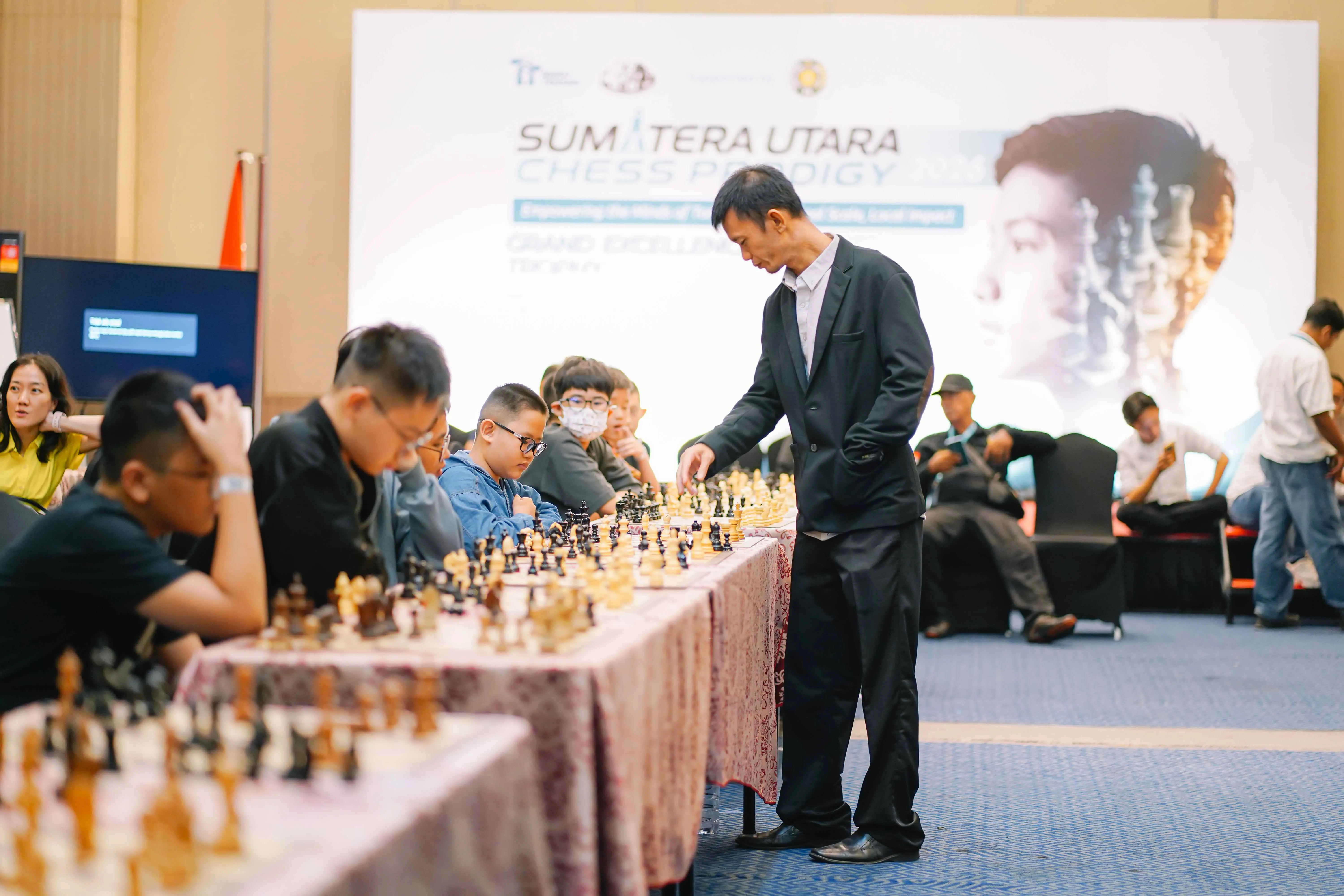 Sumatera Utara Chess Prodigy - Simultan